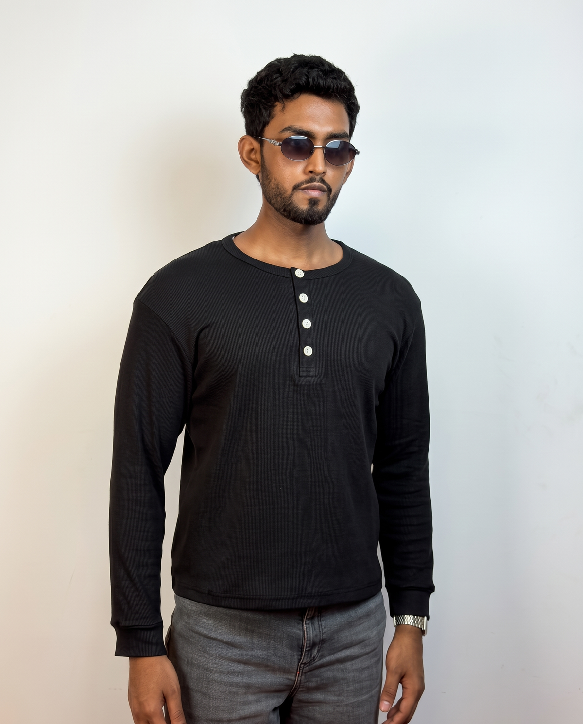 Henley - Black